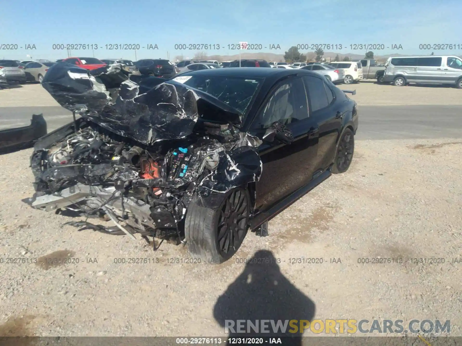 2 Photograph of a damaged car 4T1NZ1AK8LU040093 TOYOTA CAMRY 2020