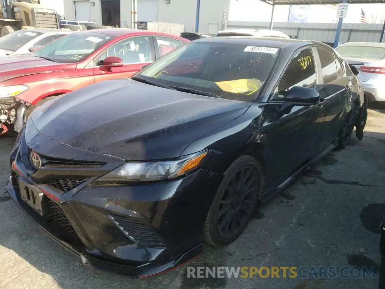 2 Photograph of a damaged car 4T1NZ1AK8LU045469 TOYOTA CAMRY 2020