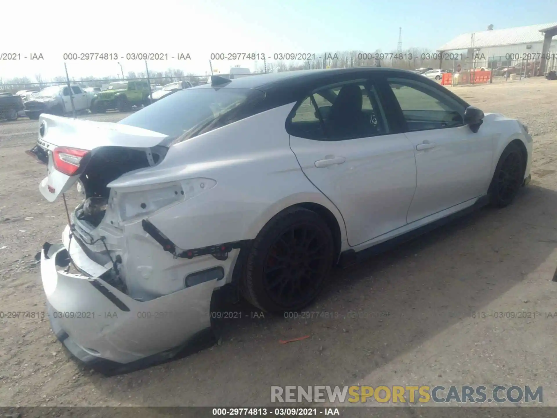 4 Photograph of a damaged car 4T1NZ1AK9LU034349 TOYOTA CAMRY 2020