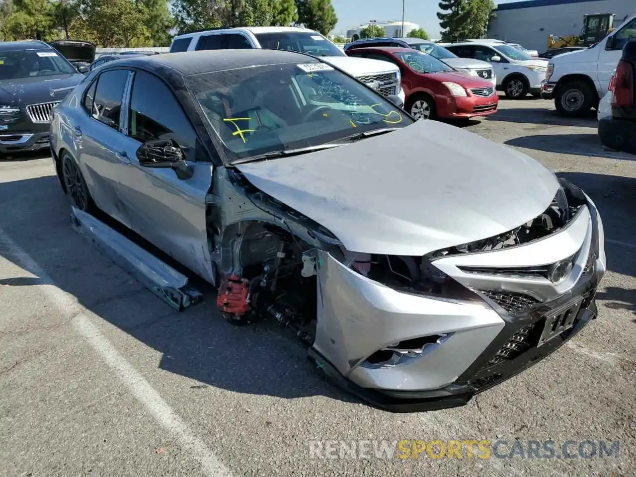 1 Photograph of a damaged car 4T1NZ1AK9LU042175 TOYOTA CAMRY 2020