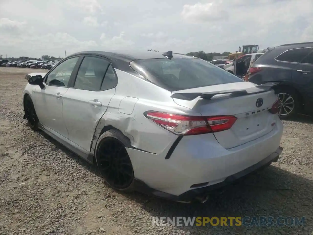 3 Photograph of a damaged car 4T1NZ1AK9LU043519 TOYOTA CAMRY 2020