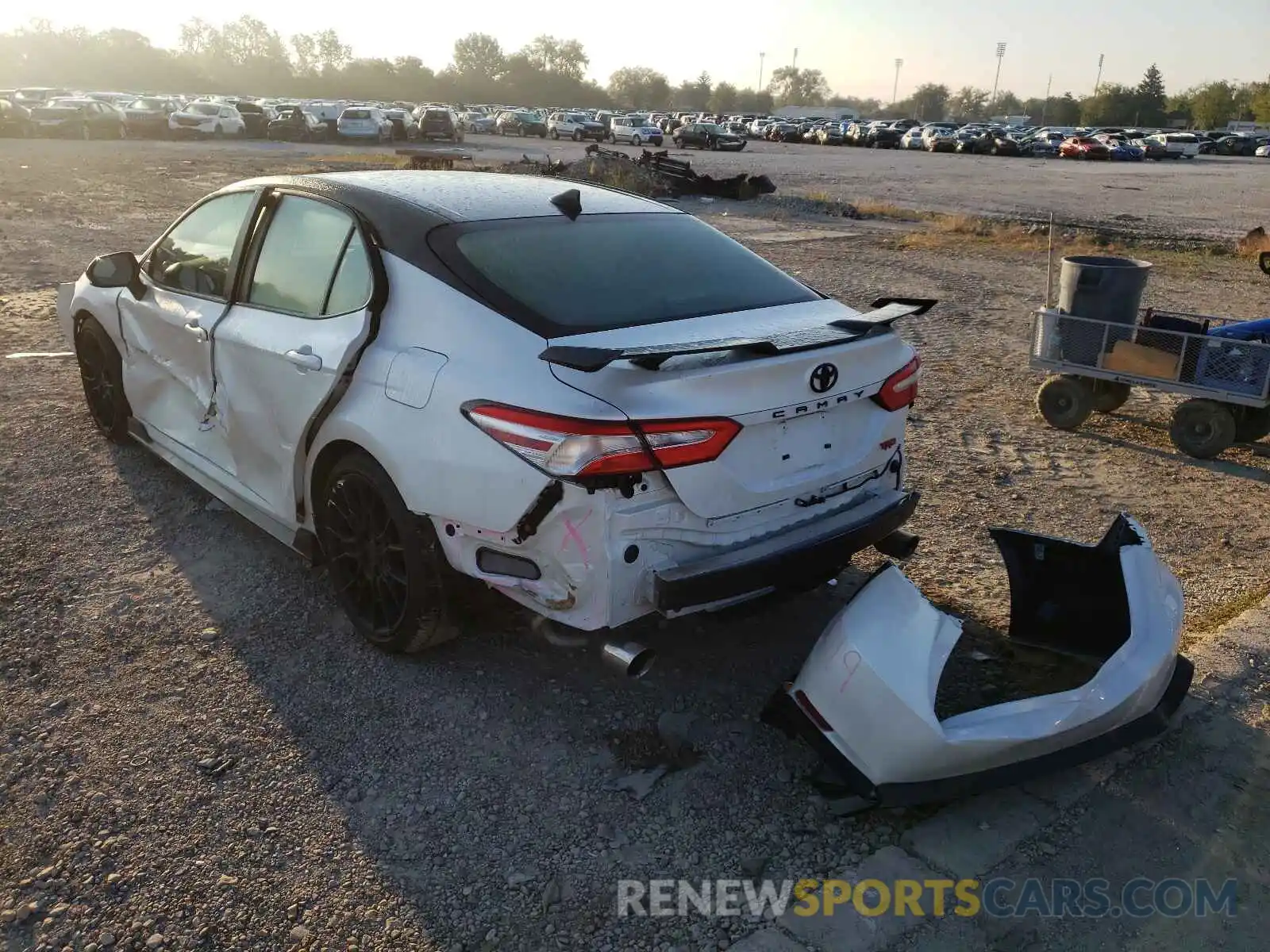 3 Photograph of a damaged car 4T1NZ1AK9LU043679 TOYOTA CAMRY 2020