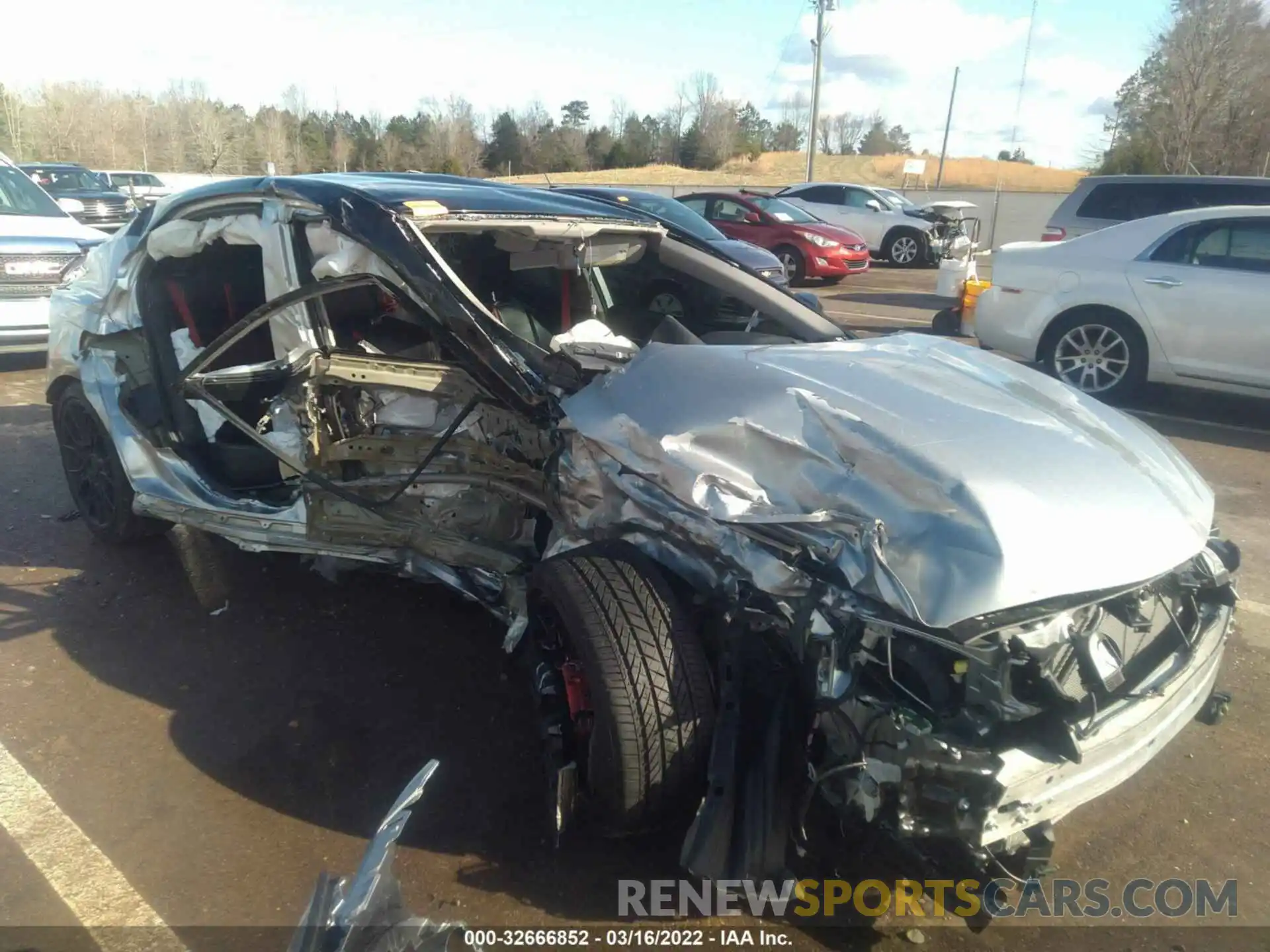 1 Photograph of a damaged car 4T1NZ1AKXLU037261 TOYOTA CAMRY 2020