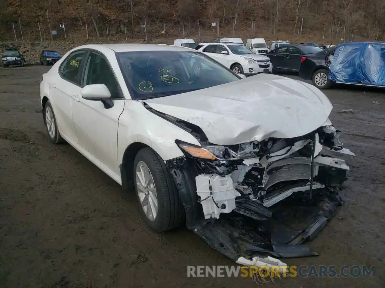 1 Photograph of a damaged car 4T1C11AK0MU410503 TOYOTA CAMRY 2021