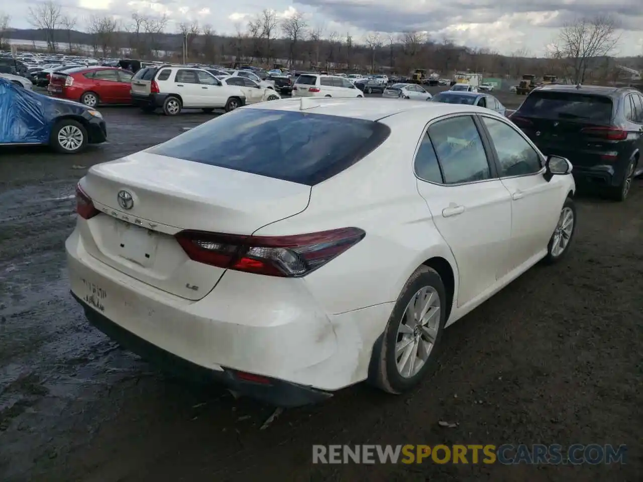 4 Photograph of a damaged car 4T1C11AK0MU410503 TOYOTA CAMRY 2021