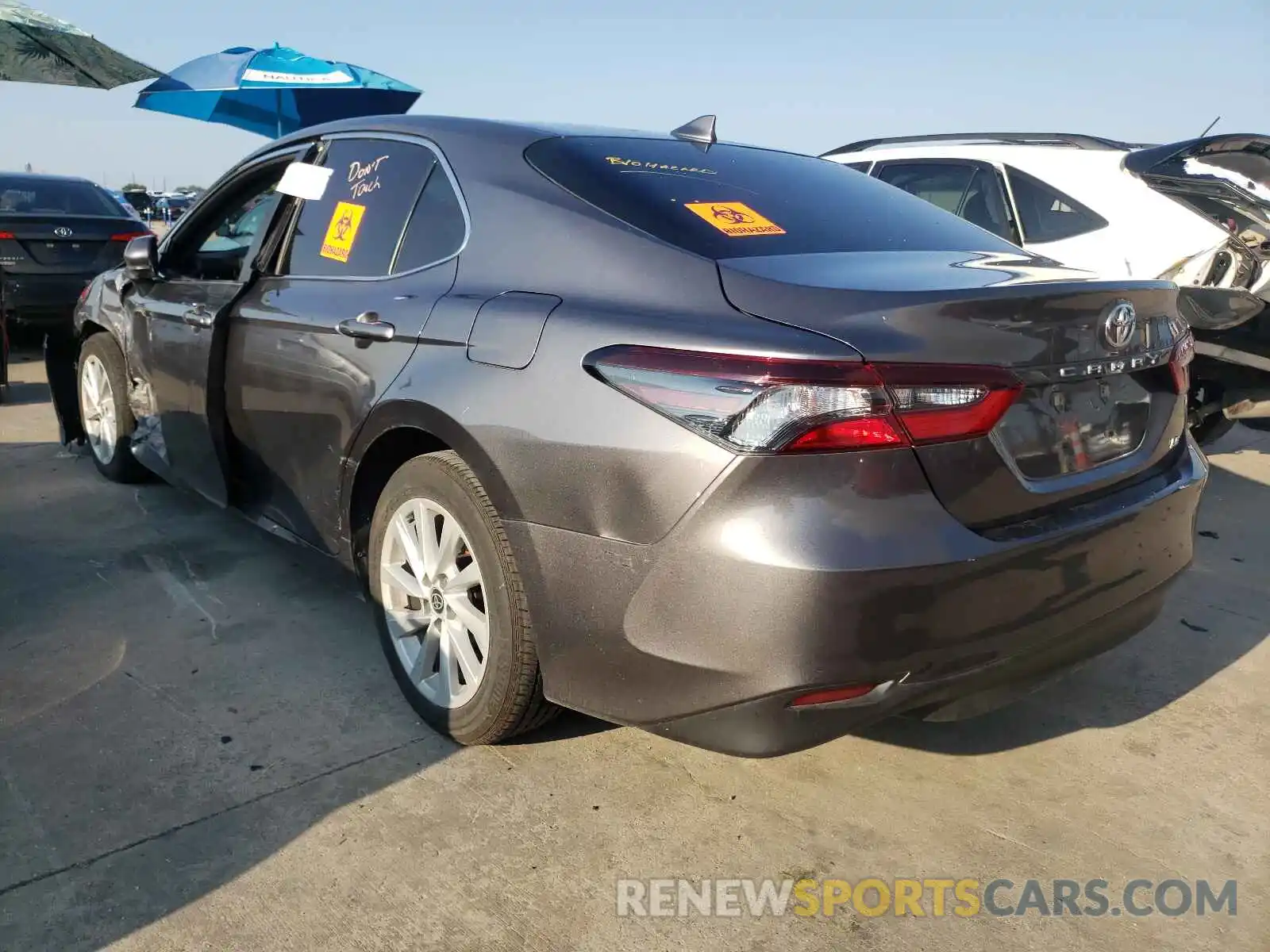 3 Photograph of a damaged car 4T1C11AK0MU418326 TOYOTA CAMRY 2021