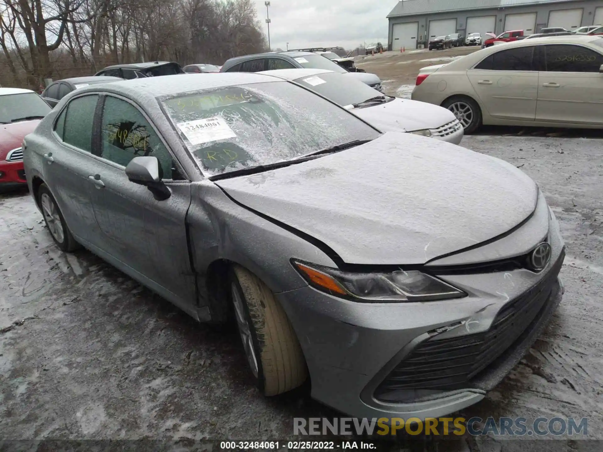 1 Photograph of a damaged car 4T1C11AK0MU453948 TOYOTA CAMRY 2021