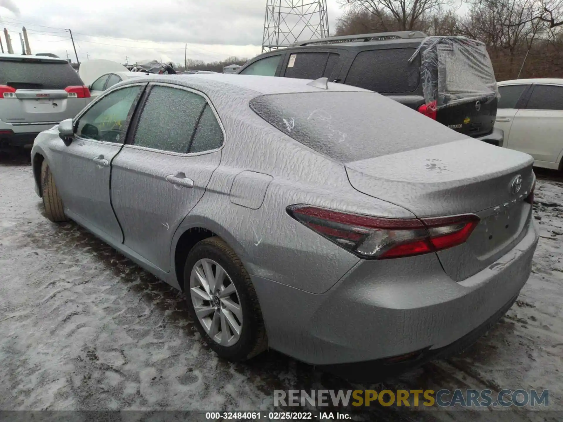 3 Photograph of a damaged car 4T1C11AK0MU453948 TOYOTA CAMRY 2021