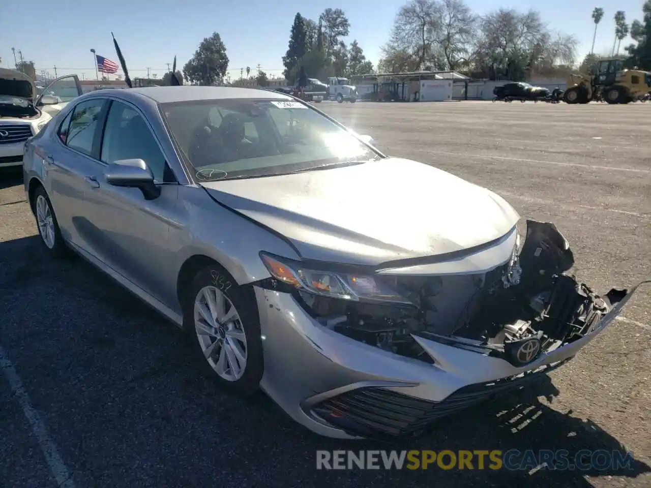 1 Photograph of a damaged car 4T1C11AK0MU454906 TOYOTA CAMRY 2021