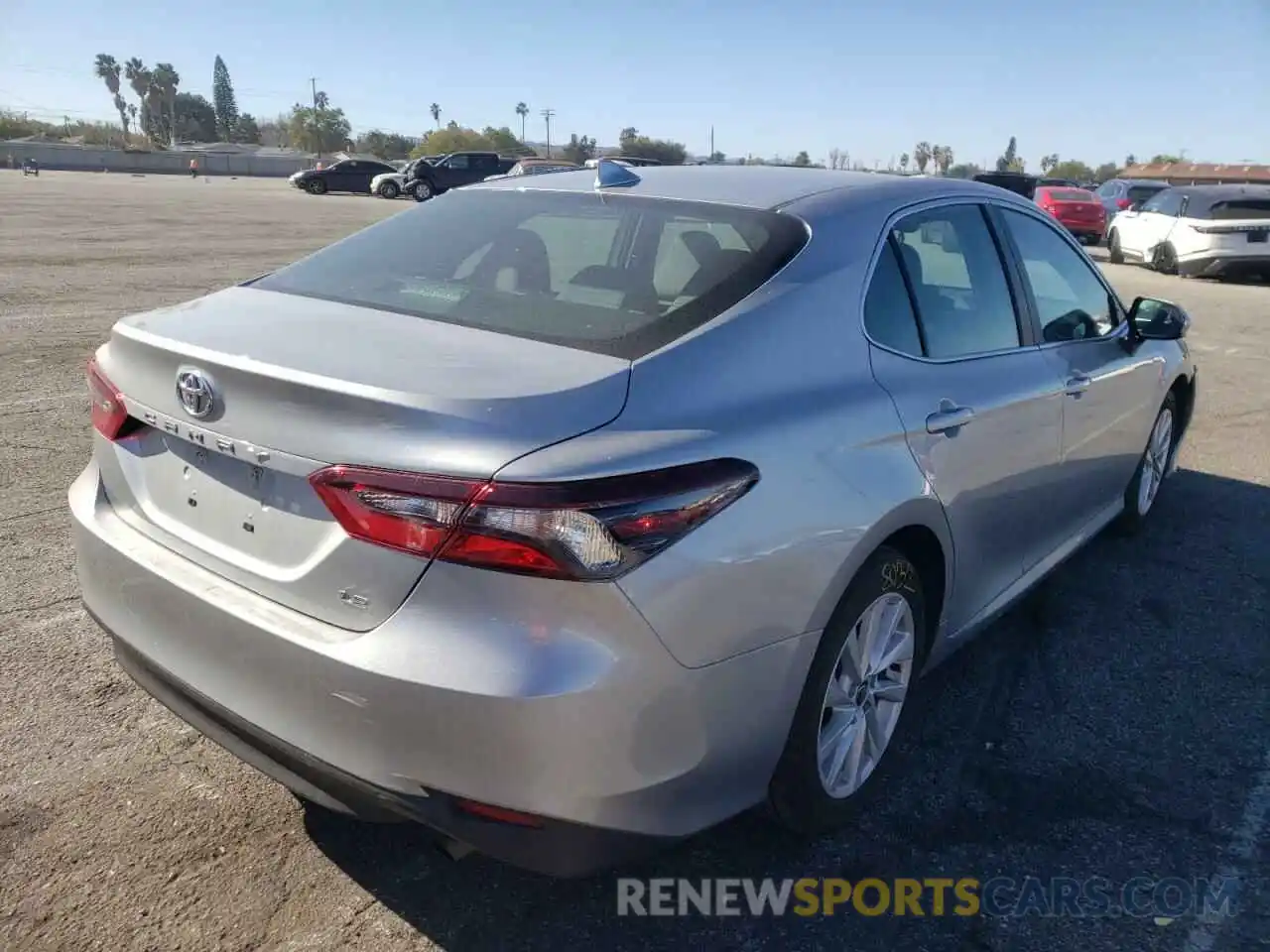 4 Photograph of a damaged car 4T1C11AK0MU454906 TOYOTA CAMRY 2021