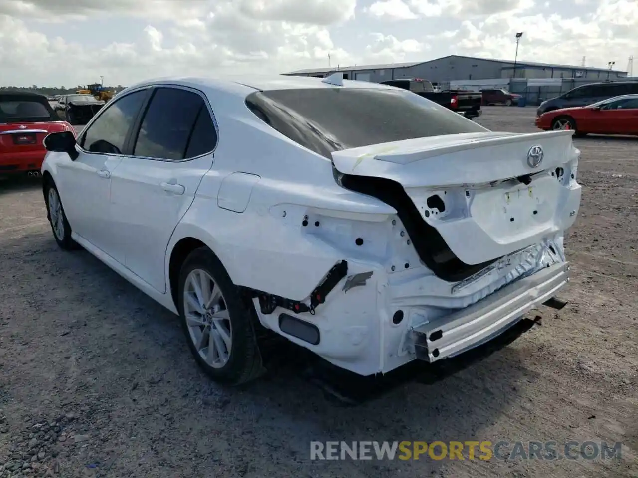 3 Photograph of a damaged car 4T1C11AK0MU460088 TOYOTA CAMRY 2021