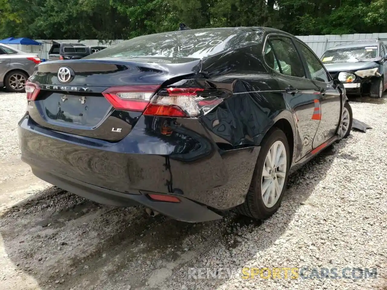 4 Photograph of a damaged car 4T1C11AK0MU462536 TOYOTA CAMRY 2021