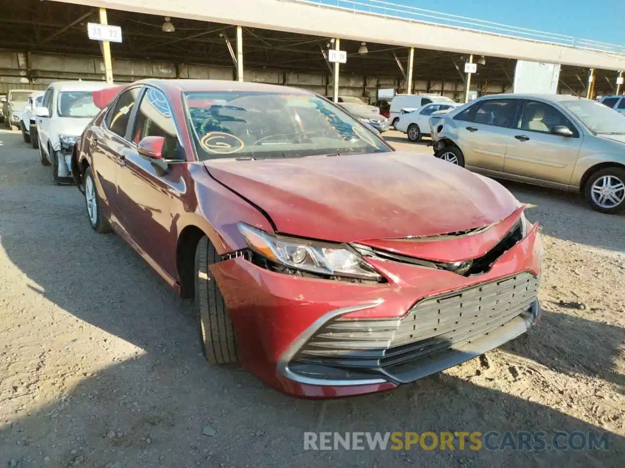 1 Photograph of a damaged car 4T1C11AK0MU463489 TOYOTA CAMRY 2021