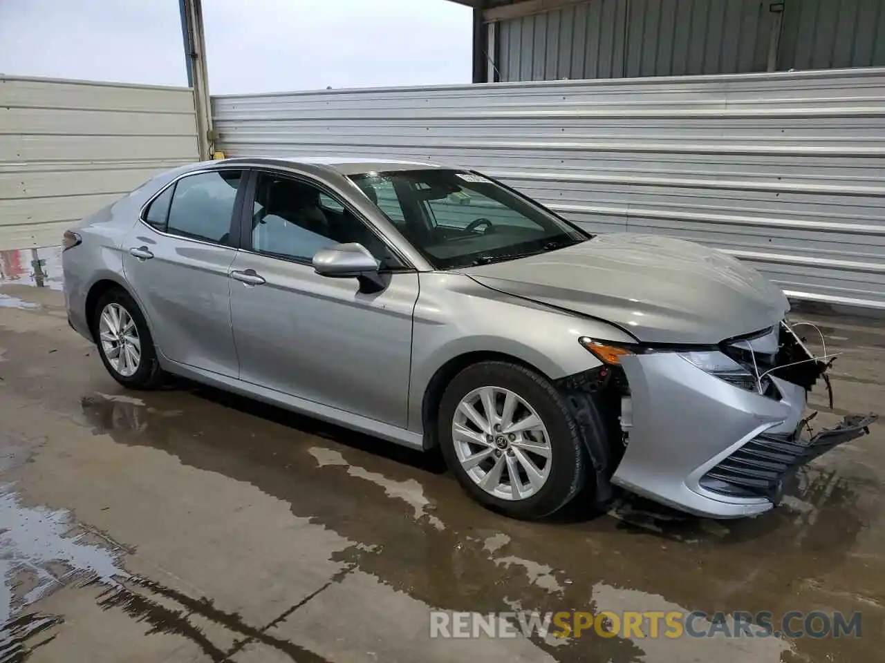 4 Photograph of a damaged car 4T1C11AK0MU468367 TOYOTA CAMRY 2021