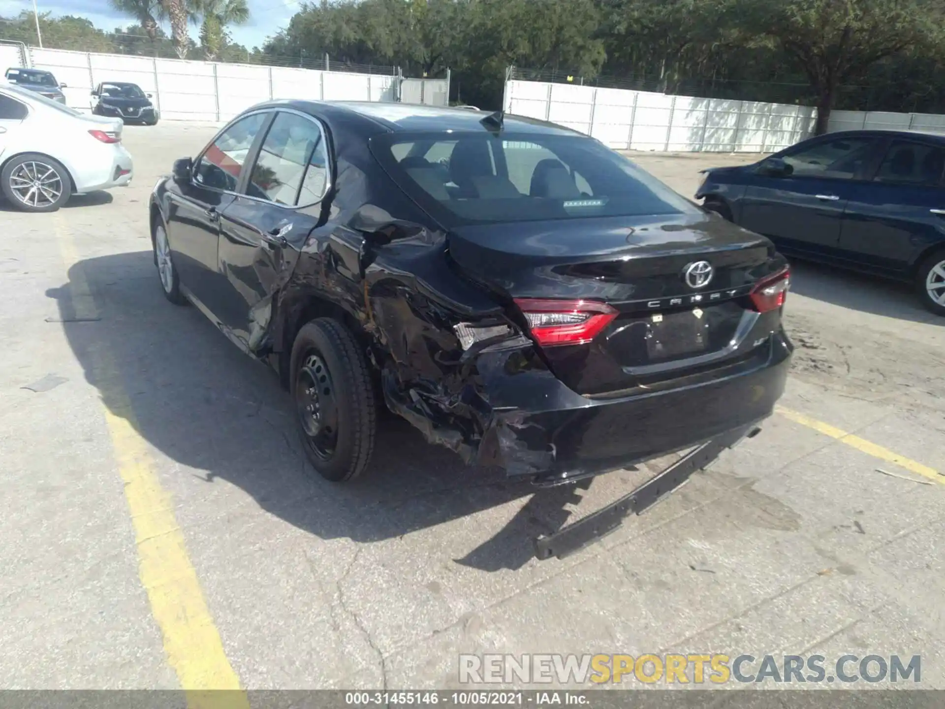 6 Photograph of a damaged car 4T1C11AK0MU469261 TOYOTA CAMRY 2021