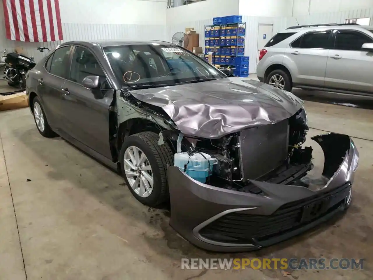 1 Photograph of a damaged car 4T1C11AK0MU470555 TOYOTA CAMRY 2021