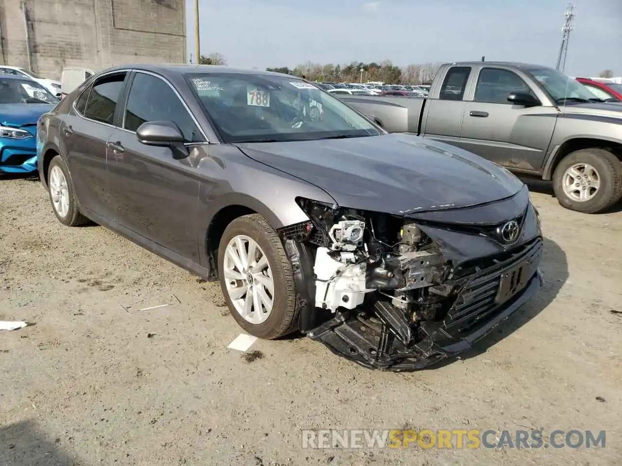 1 Photograph of a damaged car 4T1C11AK0MU471625 TOYOTA CAMRY 2021