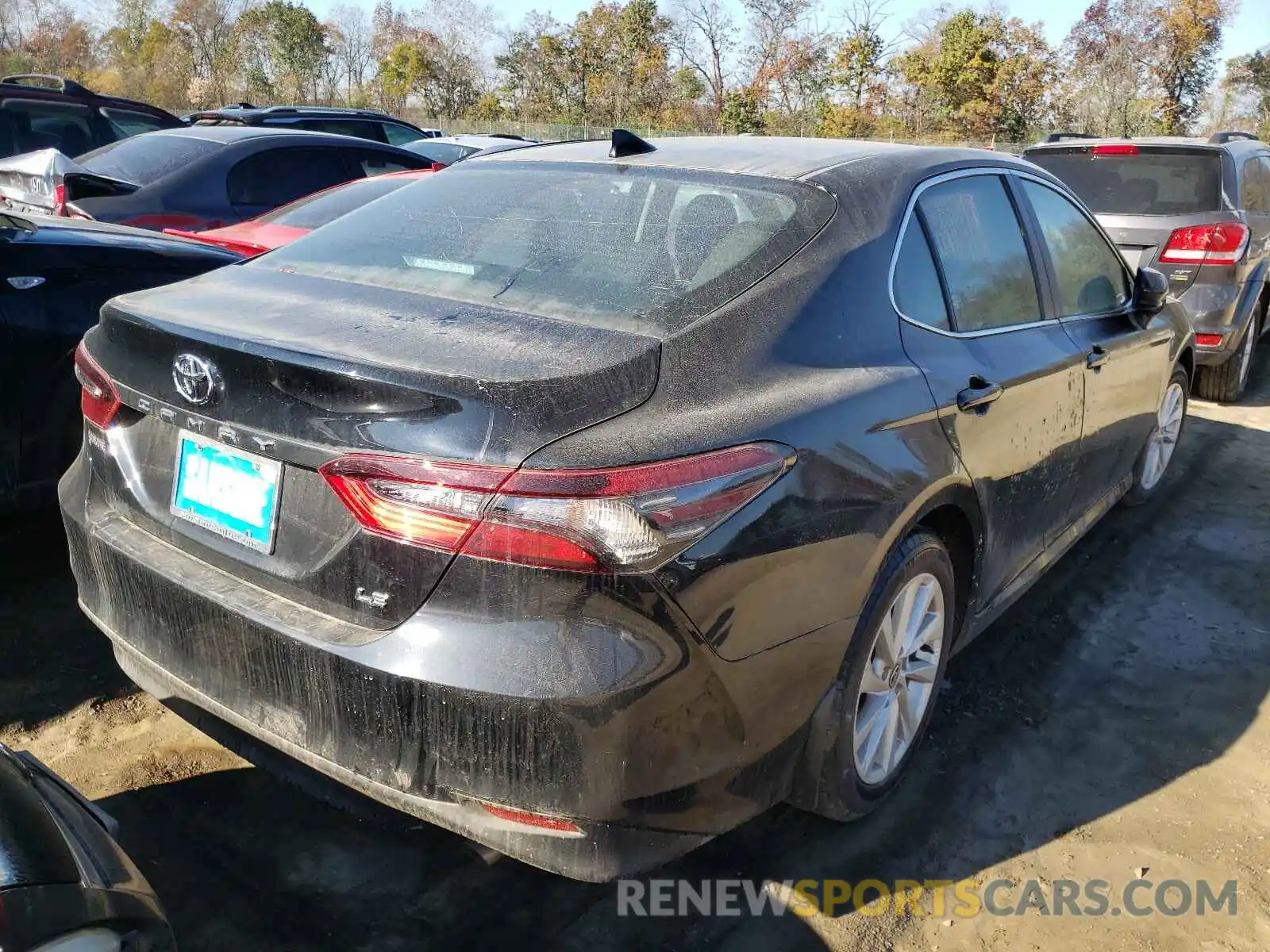 4 Photograph of a damaged car 4T1C11AK0MU481622 TOYOTA CAMRY 2021