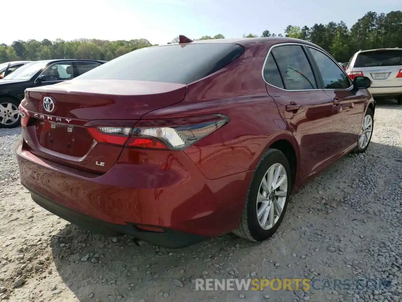 4 Photograph of a damaged car 4T1C11AK0MU521455 TOYOTA CAMRY 2021