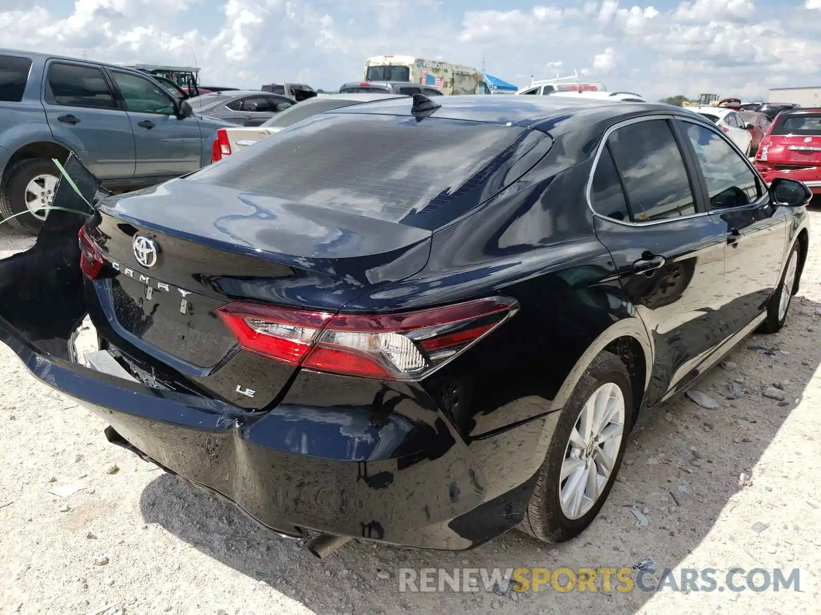 4 Photograph of a damaged car 4T1C11AK0MU551040 TOYOTA CAMRY 2021