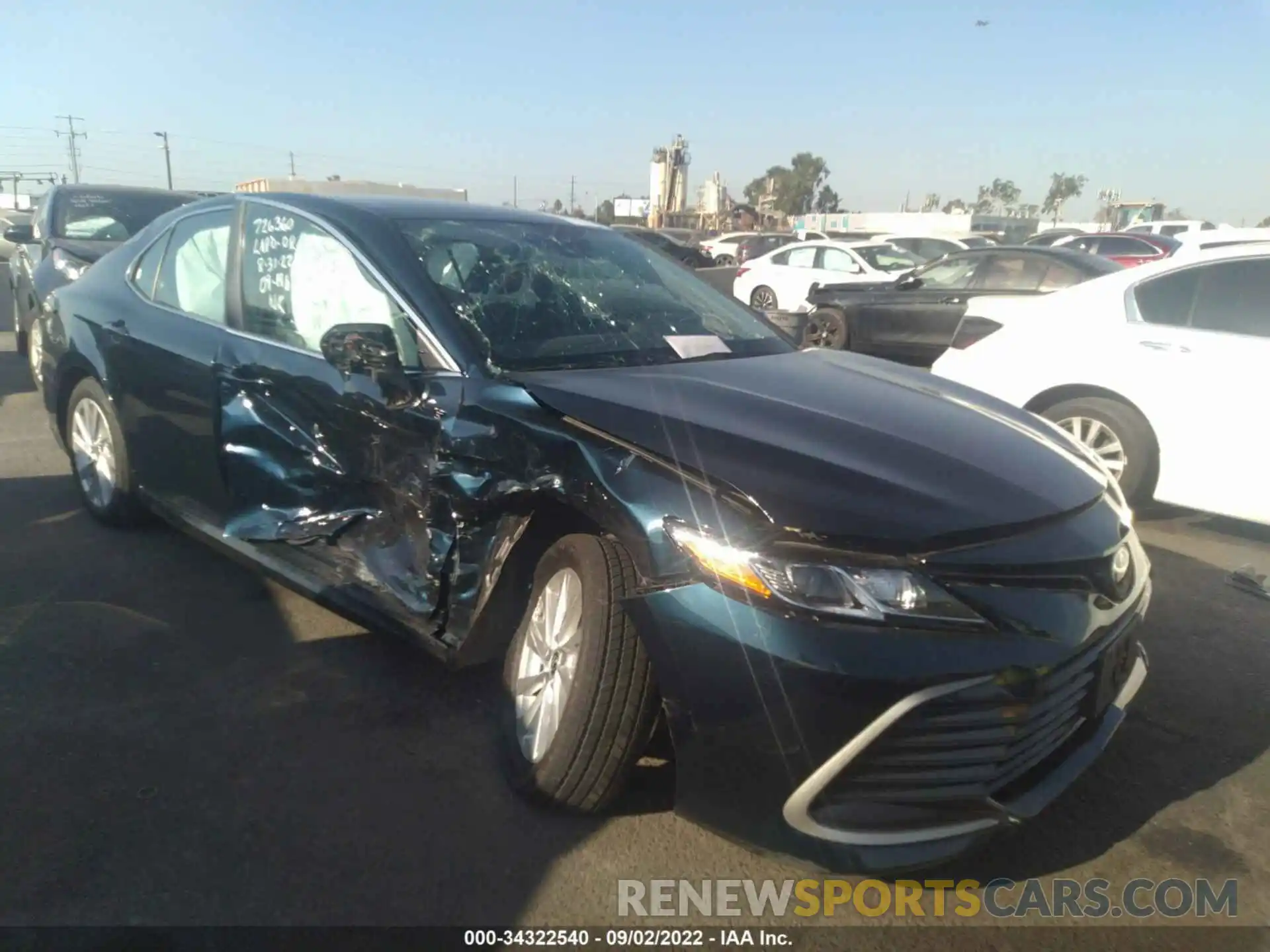 1 Photograph of a damaged car 4T1C11AK0MU553614 TOYOTA CAMRY 2021