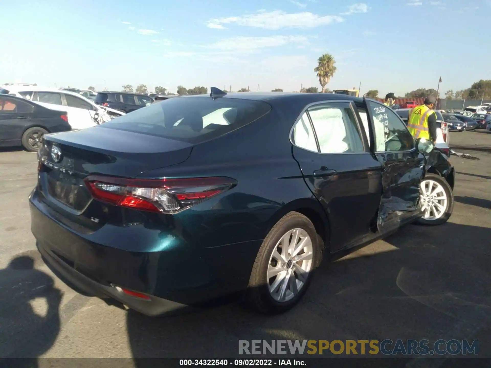 4 Photograph of a damaged car 4T1C11AK0MU553614 TOYOTA CAMRY 2021