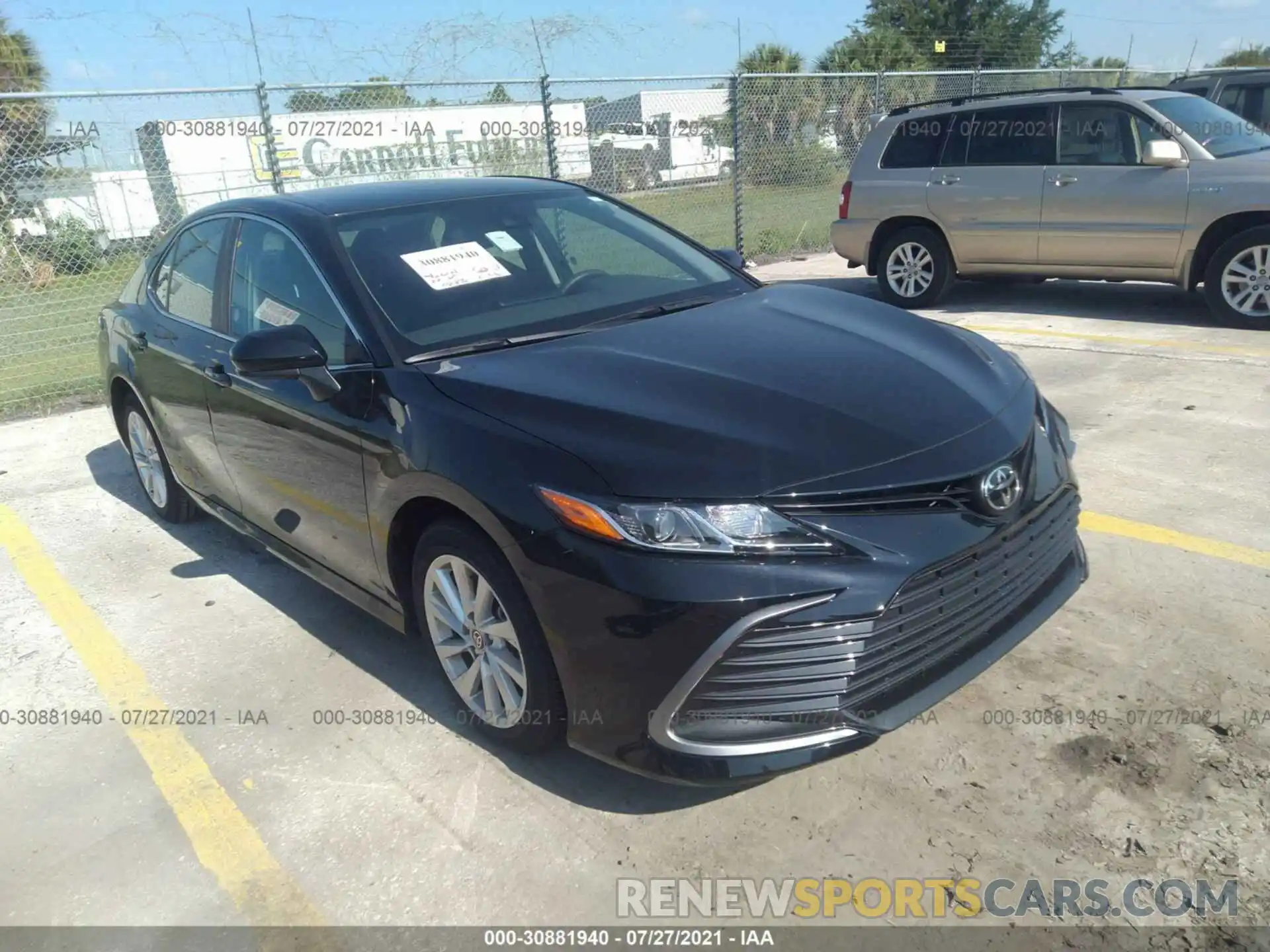 1 Photograph of a damaged car 4T1C11AK0MU555153 TOYOTA CAMRY 2021