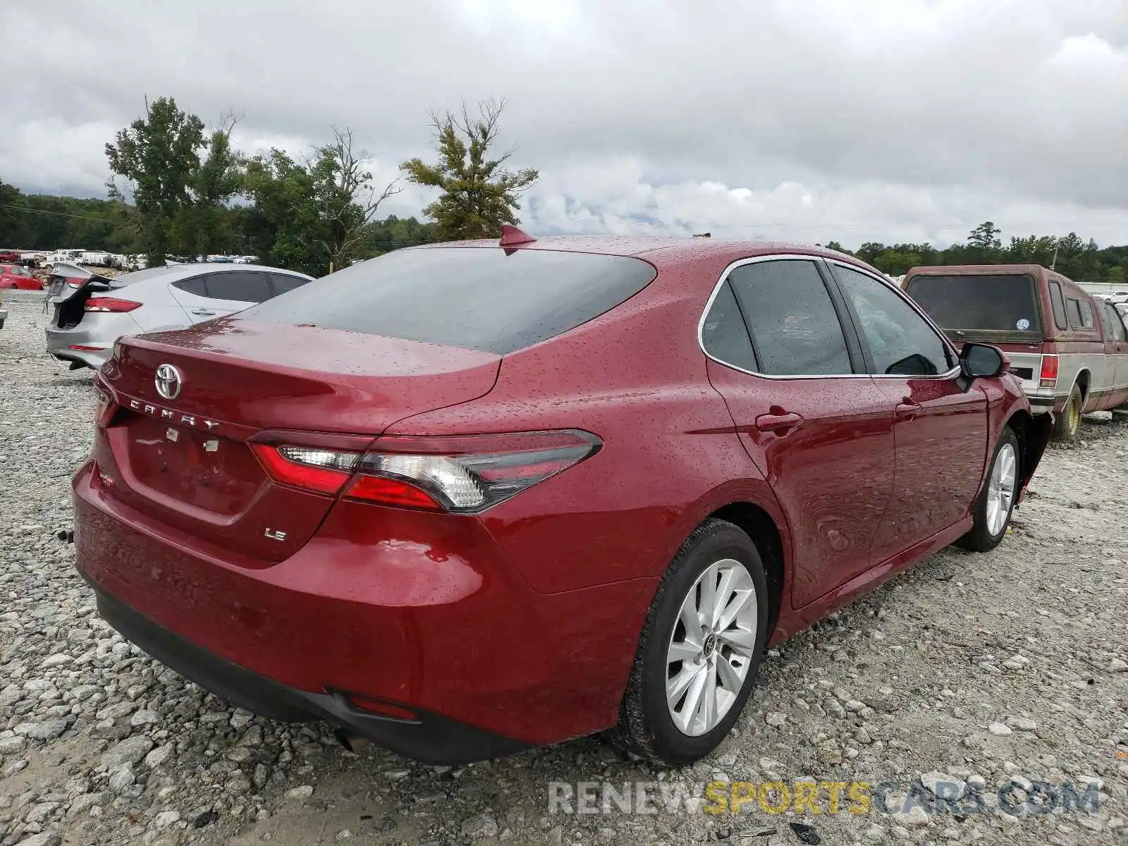 4 Photograph of a damaged car 4T1C11AK0MU579257 TOYOTA CAMRY 2021