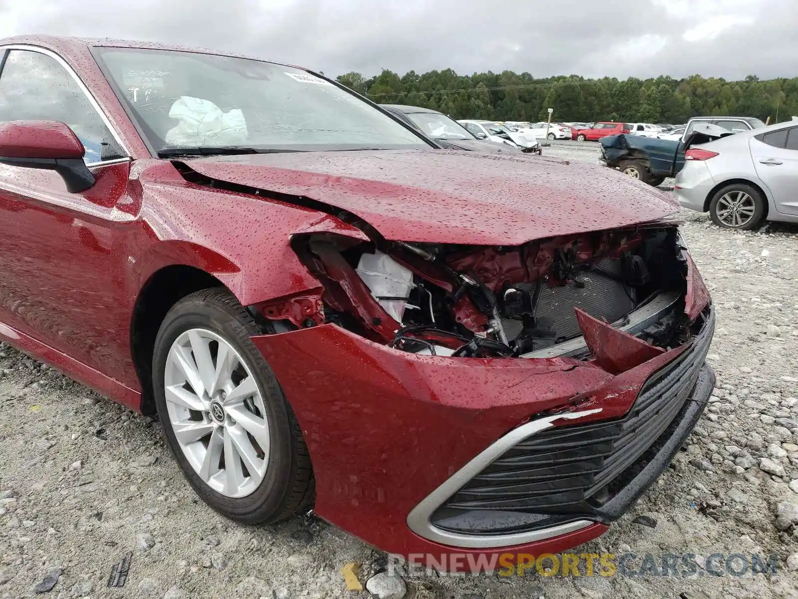 9 Photograph of a damaged car 4T1C11AK0MU579257 TOYOTA CAMRY 2021