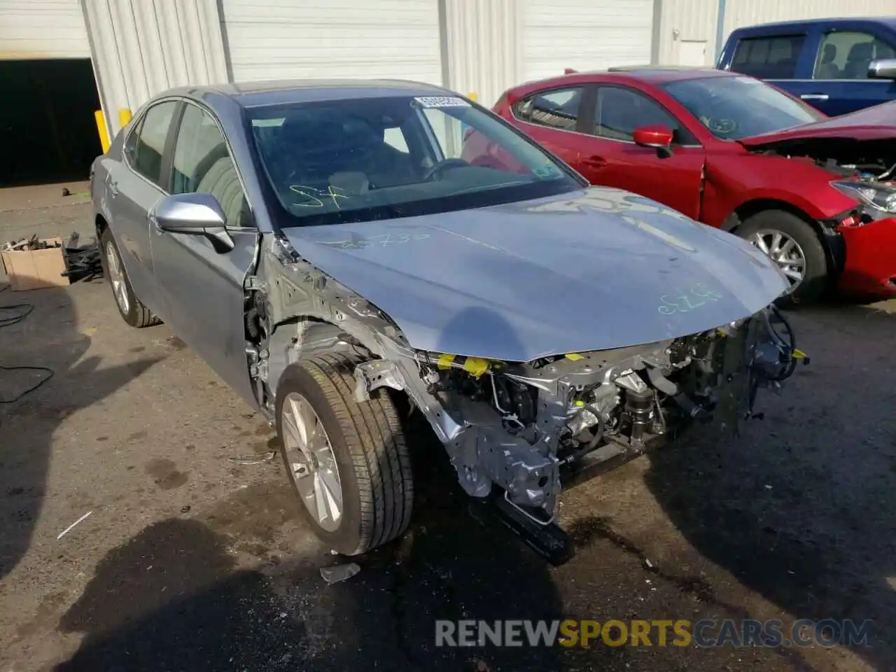 1 Photograph of a damaged car 4T1C11AK0MU595992 TOYOTA CAMRY 2021