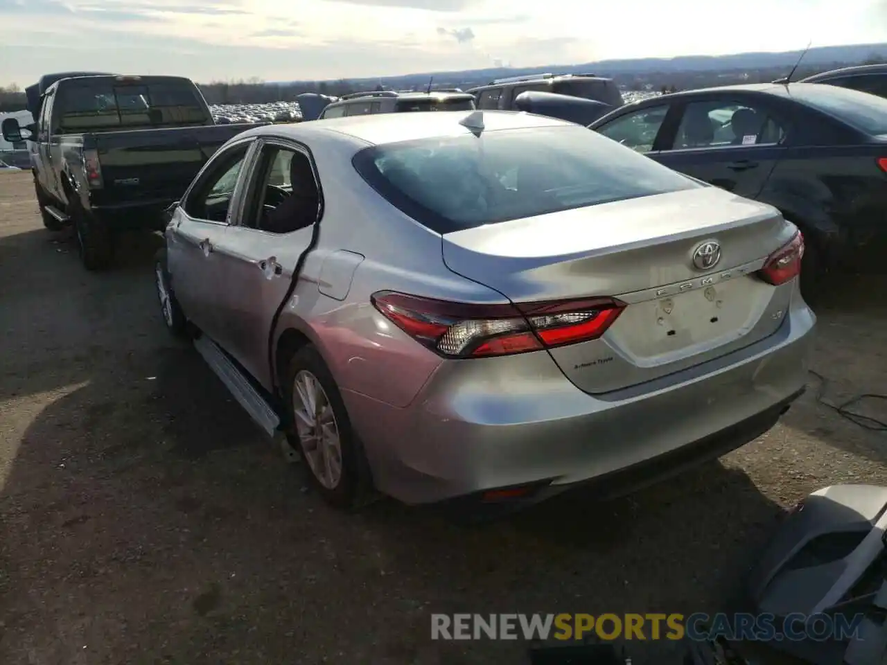 3 Photograph of a damaged car 4T1C11AK0MU595992 TOYOTA CAMRY 2021