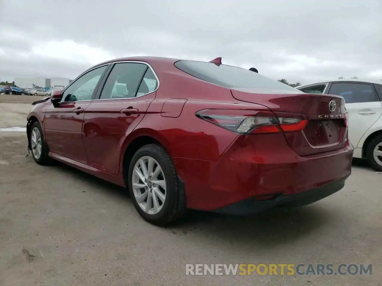 3 Photograph of a damaged car 4T1C11AK0MU612046 TOYOTA CAMRY 2021