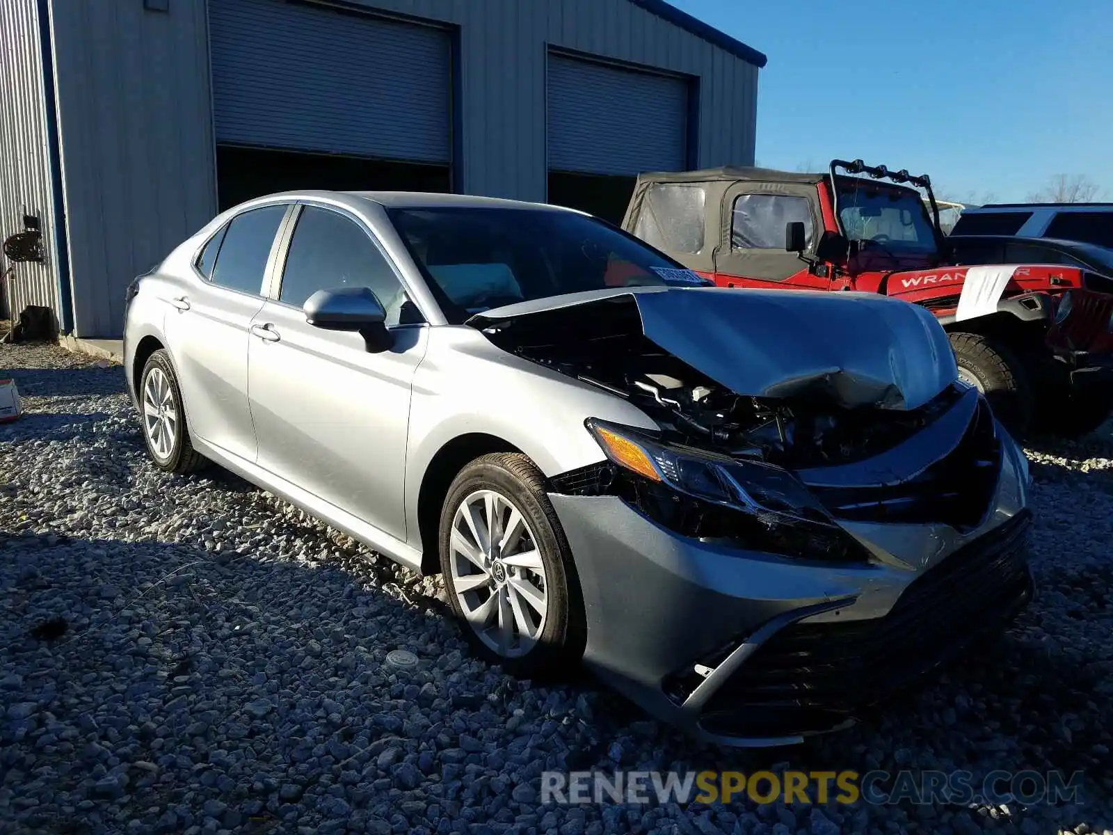 1 Photograph of a damaged car 4T1C11AK1MU402491 TOYOTA CAMRY 2021