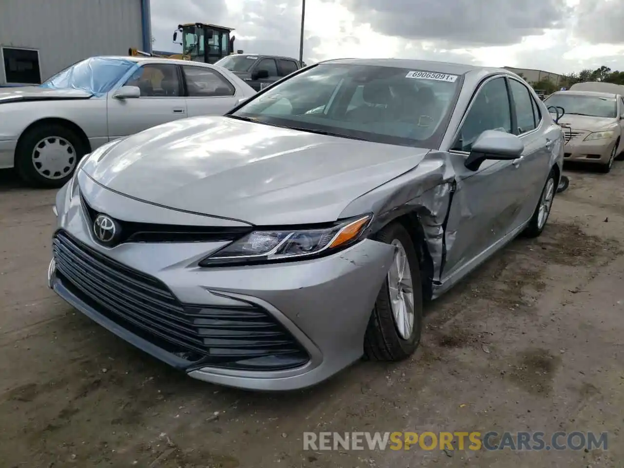 2 Photograph of a damaged car 4T1C11AK1MU414818 TOYOTA CAMRY 2021