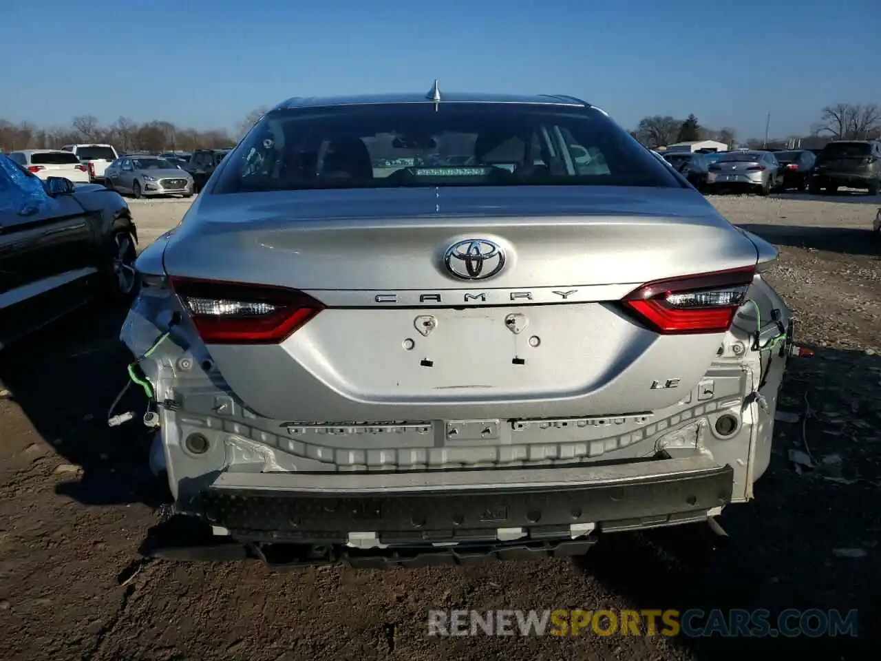 6 Photograph of a damaged car 4T1C11AK1MU452386 TOYOTA CAMRY 2021