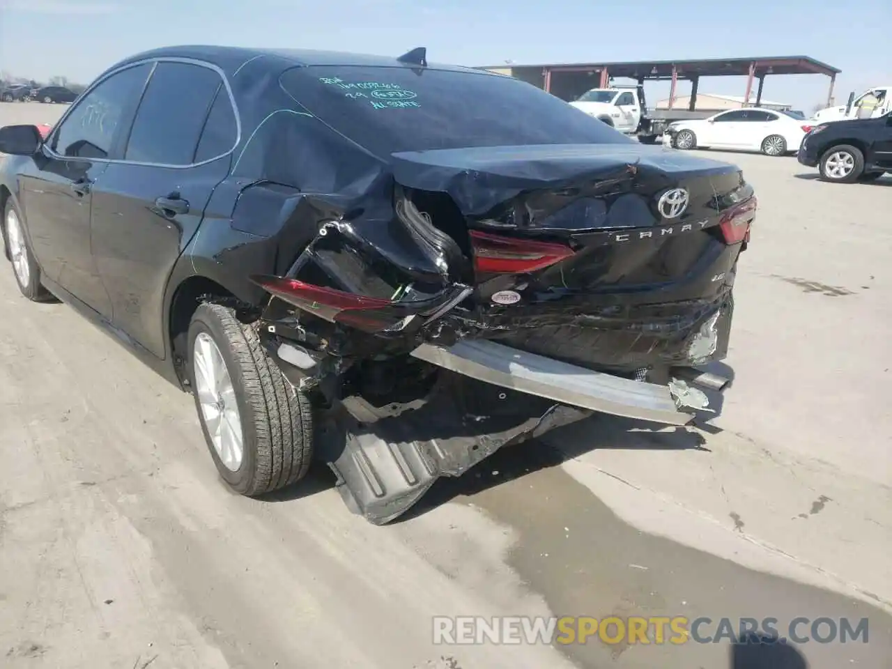 9 Photograph of a damaged car 4T1C11AK1MU458575 TOYOTA CAMRY 2021