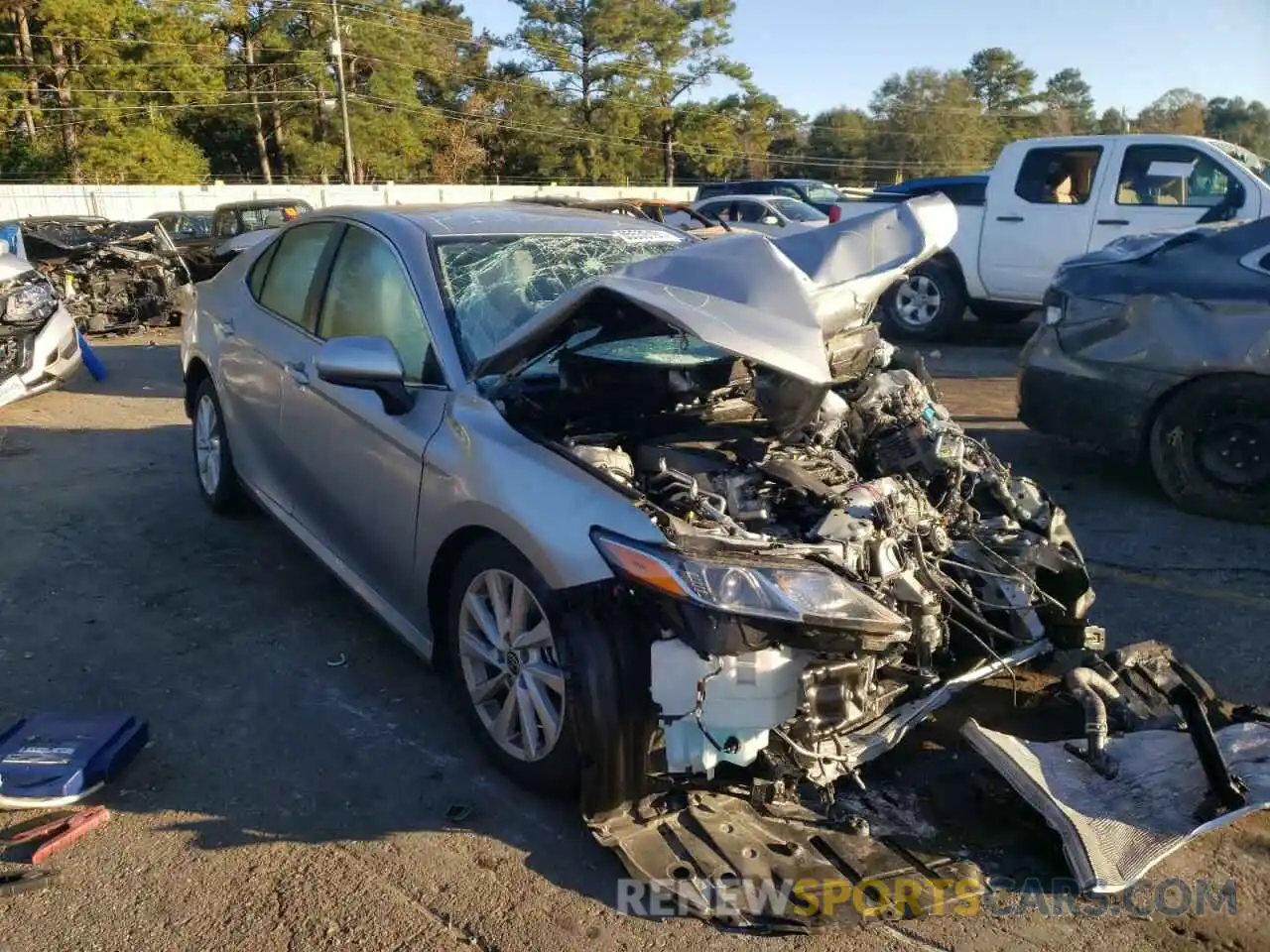 1 Photograph of a damaged car 4T1C11AK1MU480026 TOYOTA CAMRY 2021