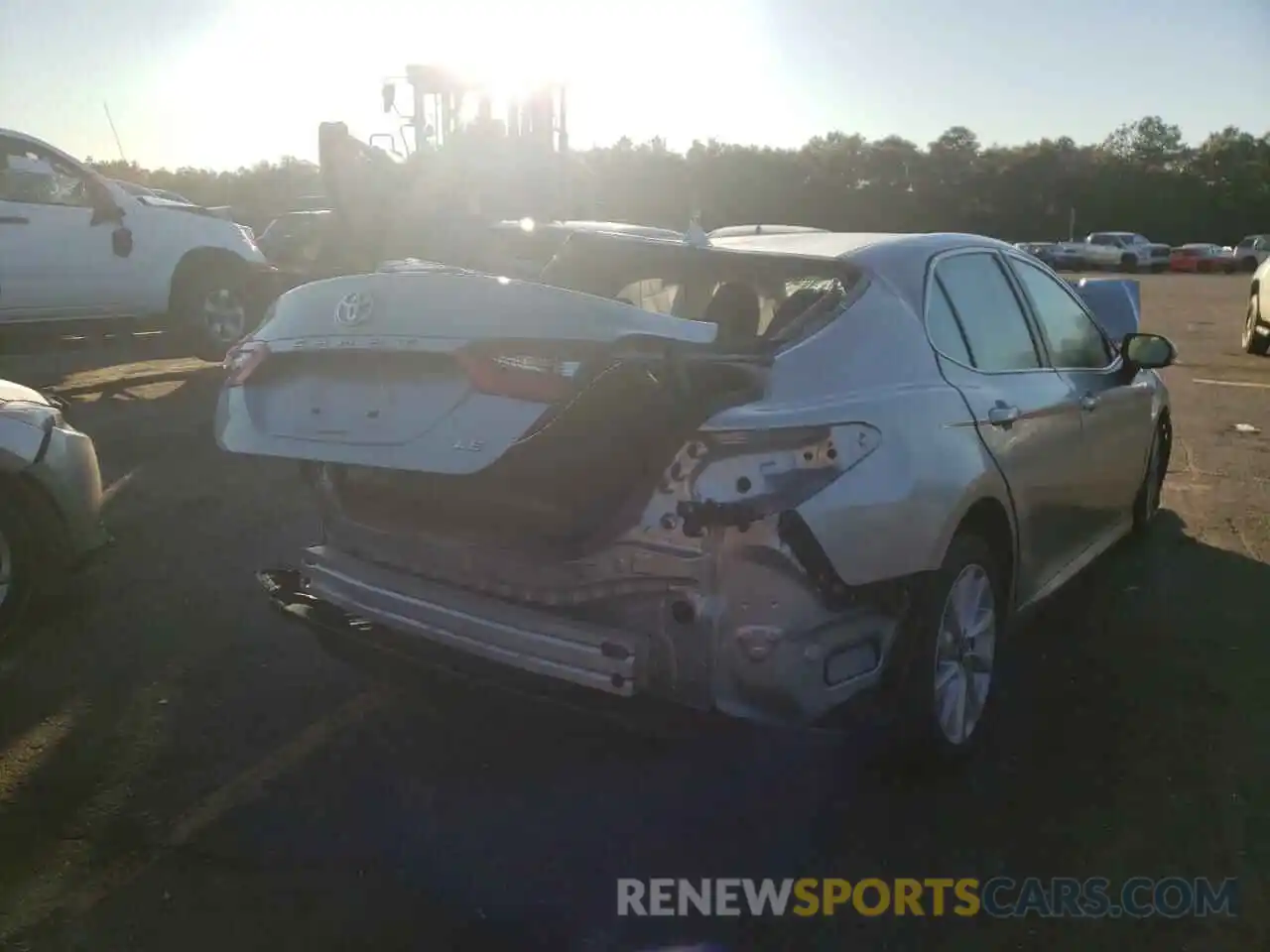 4 Photograph of a damaged car 4T1C11AK1MU480026 TOYOTA CAMRY 2021