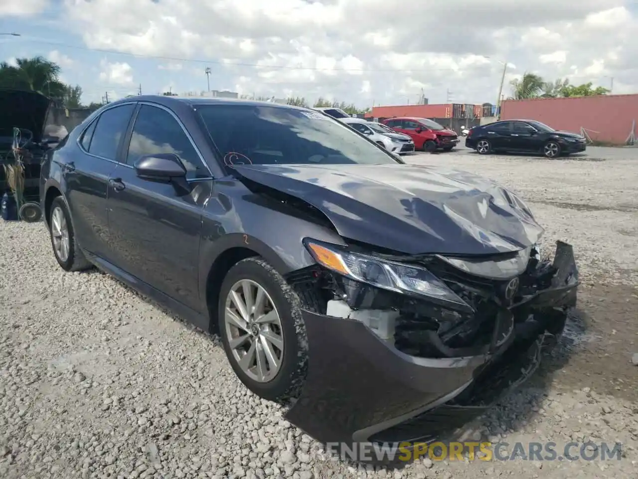 1 Photograph of a damaged car 4T1C11AK1MU524655 TOYOTA CAMRY 2021