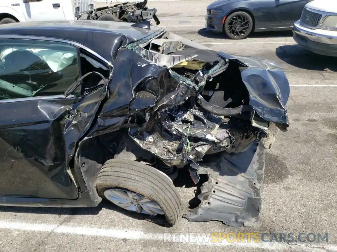 9 Photograph of a damaged car 4T1C11AK1MU527930 TOYOTA CAMRY 2021