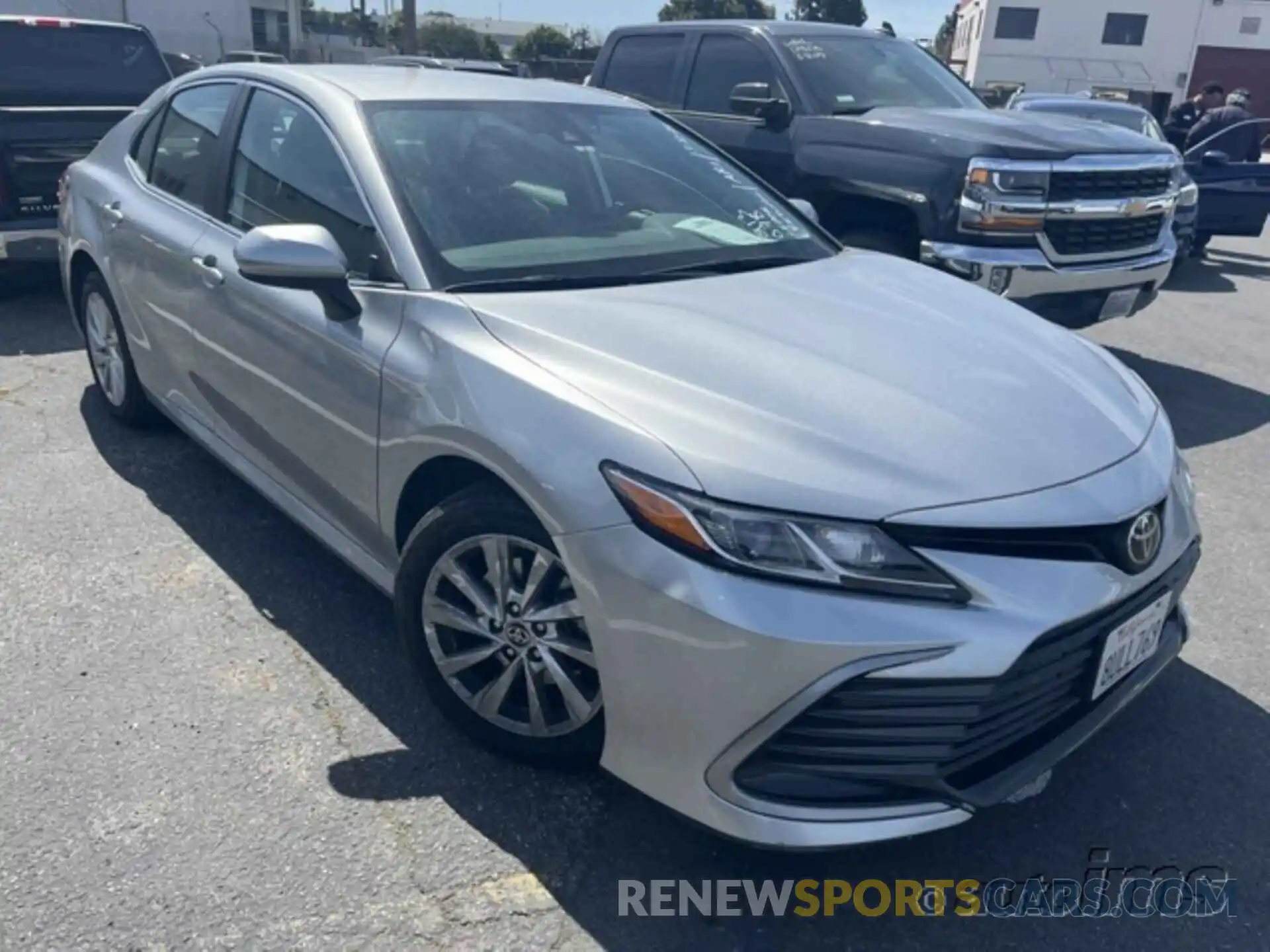 14 Photograph of a damaged car 4T1C11AK1MU527944 TOYOTA CAMRY 2021