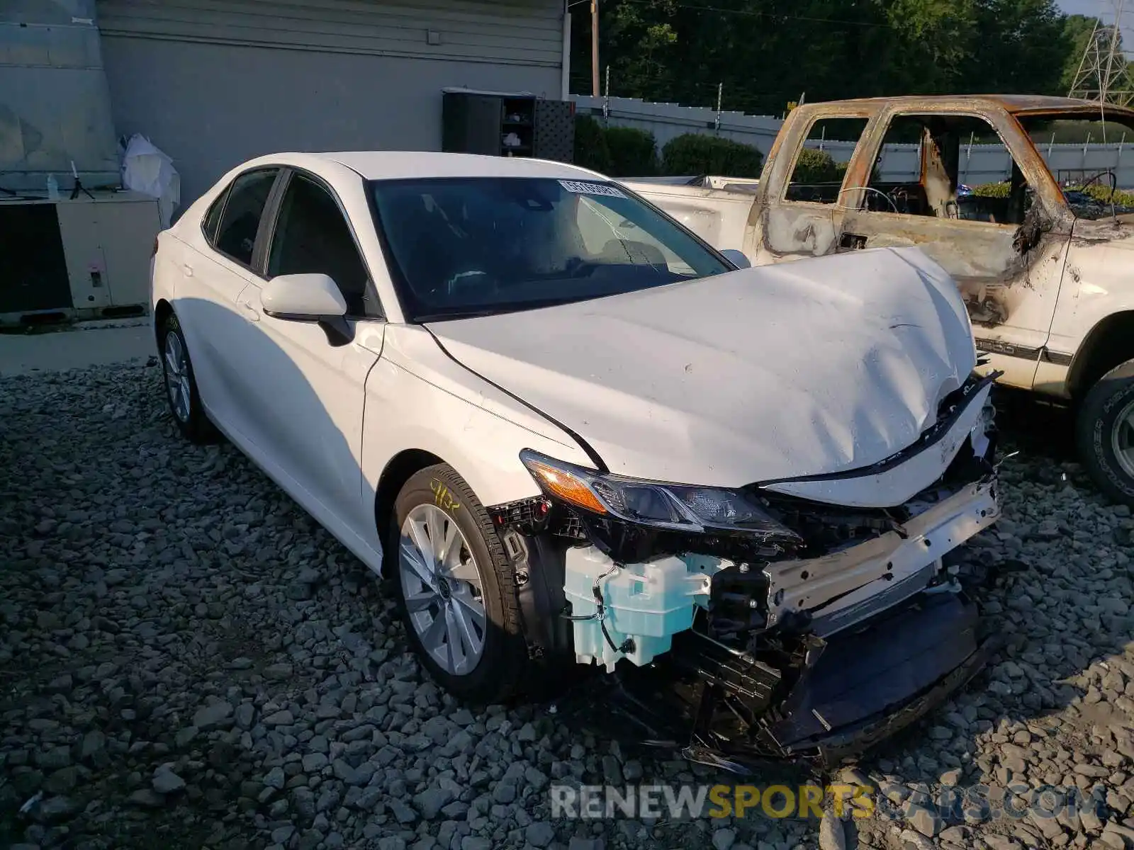 1 Photograph of a damaged car 4T1C11AK1MU569918 TOYOTA CAMRY 2021