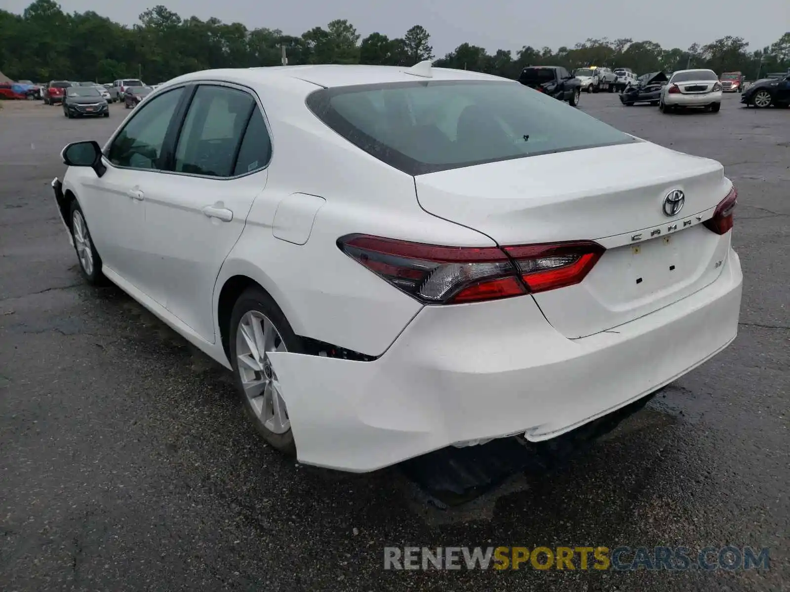 3 Photograph of a damaged car 4T1C11AK1MU572740 TOYOTA CAMRY 2021