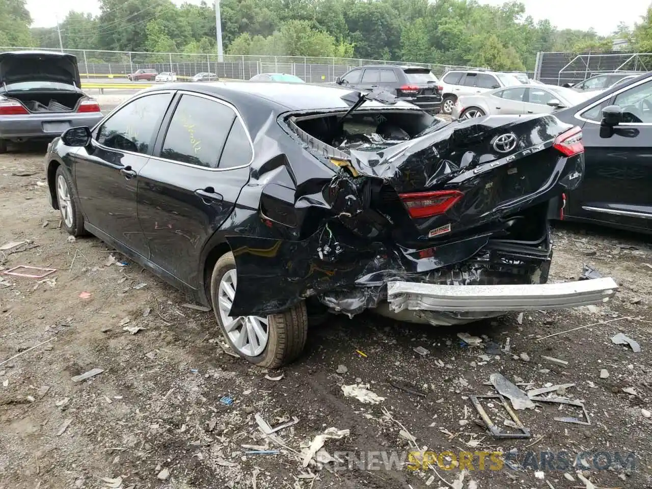 3 Photograph of a damaged car 4T1C11AK1MU578148 TOYOTA CAMRY 2021