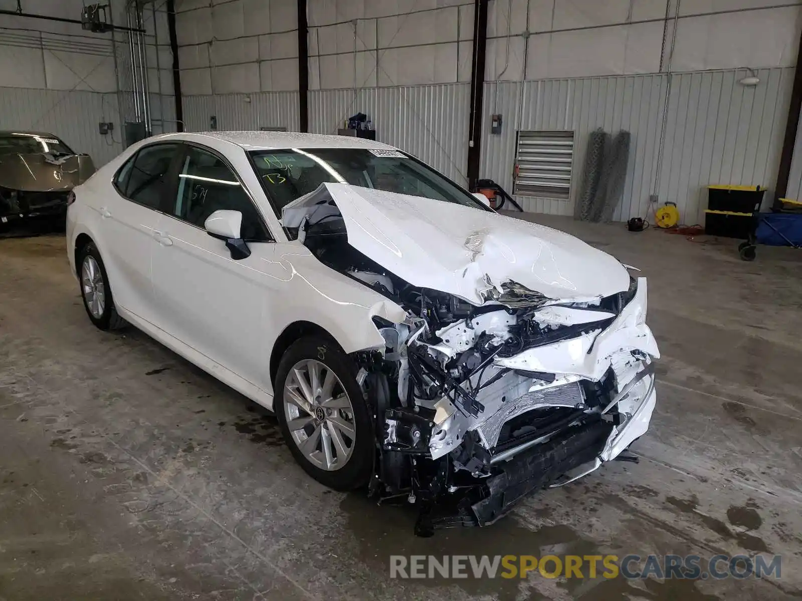 1 Photograph of a damaged car 4T1C11AK1MU582376 TOYOTA CAMRY 2021