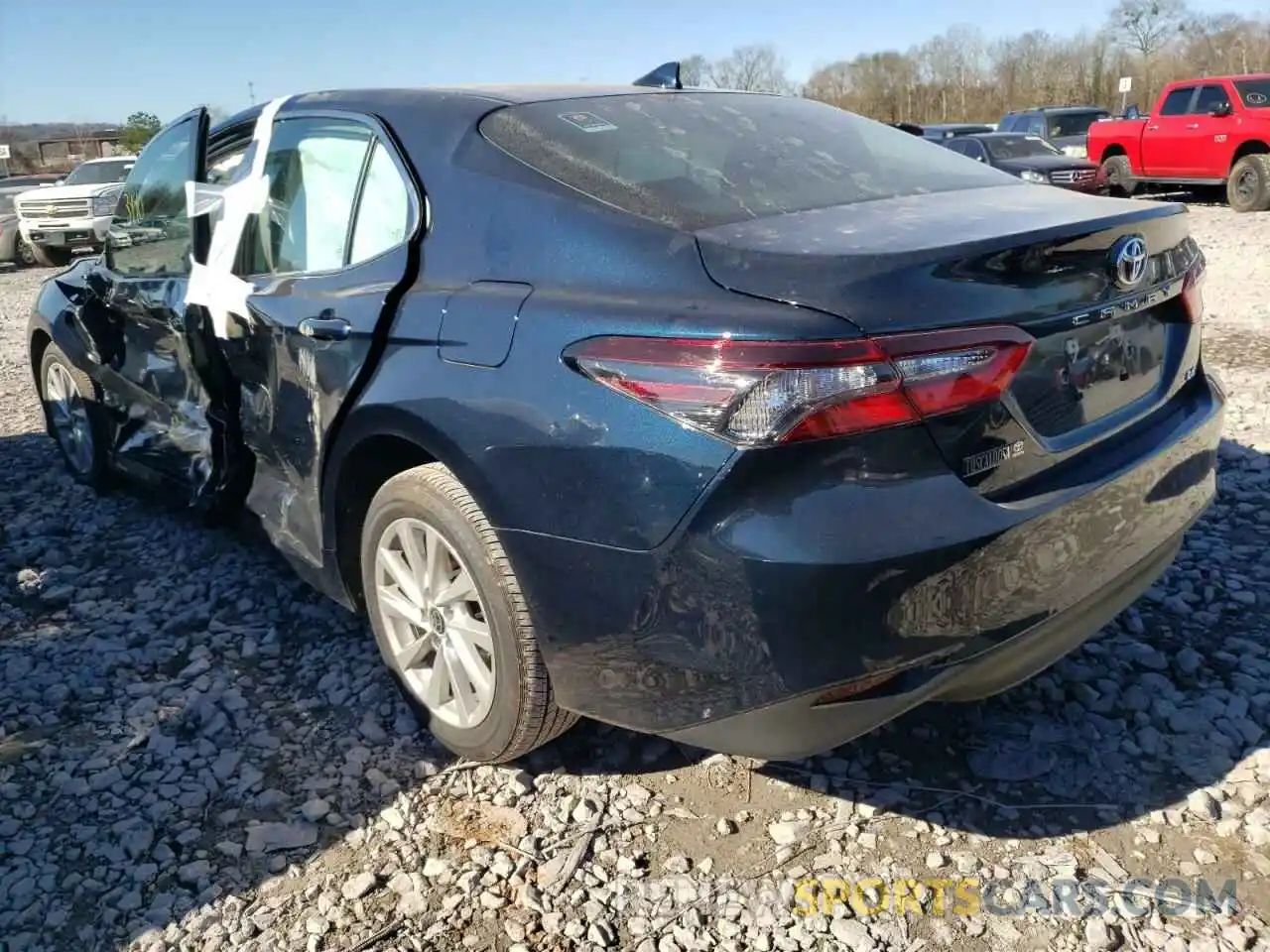 3 Photograph of a damaged car 4T1C11AK1MU594060 TOYOTA CAMRY 2021