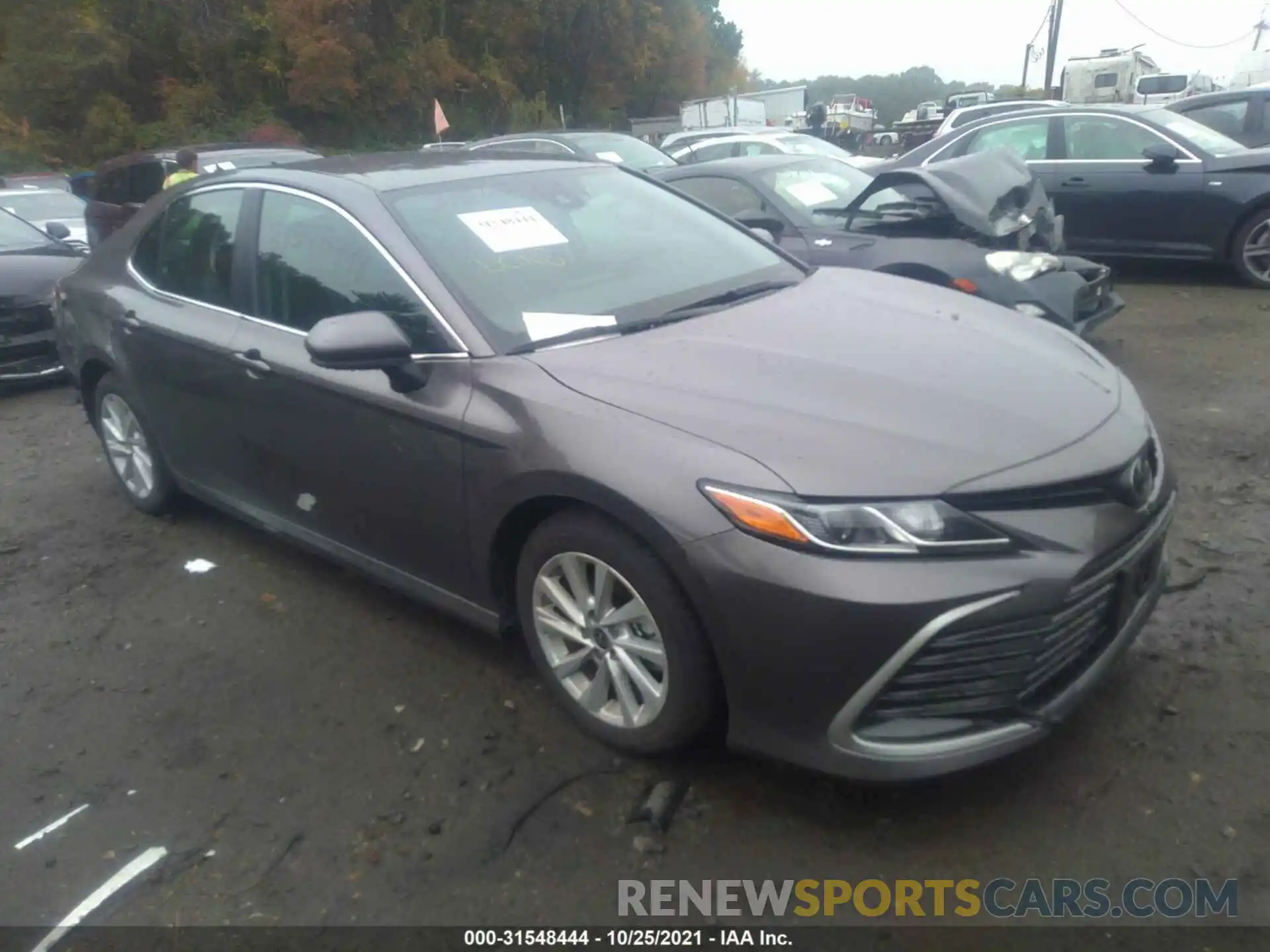 1 Photograph of a damaged car 4T1C11AK1MU595001 TOYOTA CAMRY 2021