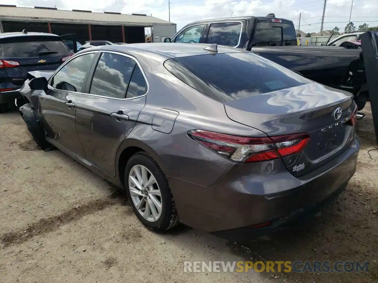 3 Photograph of a damaged car 4T1C11AK1MU600231 TOYOTA CAMRY 2021