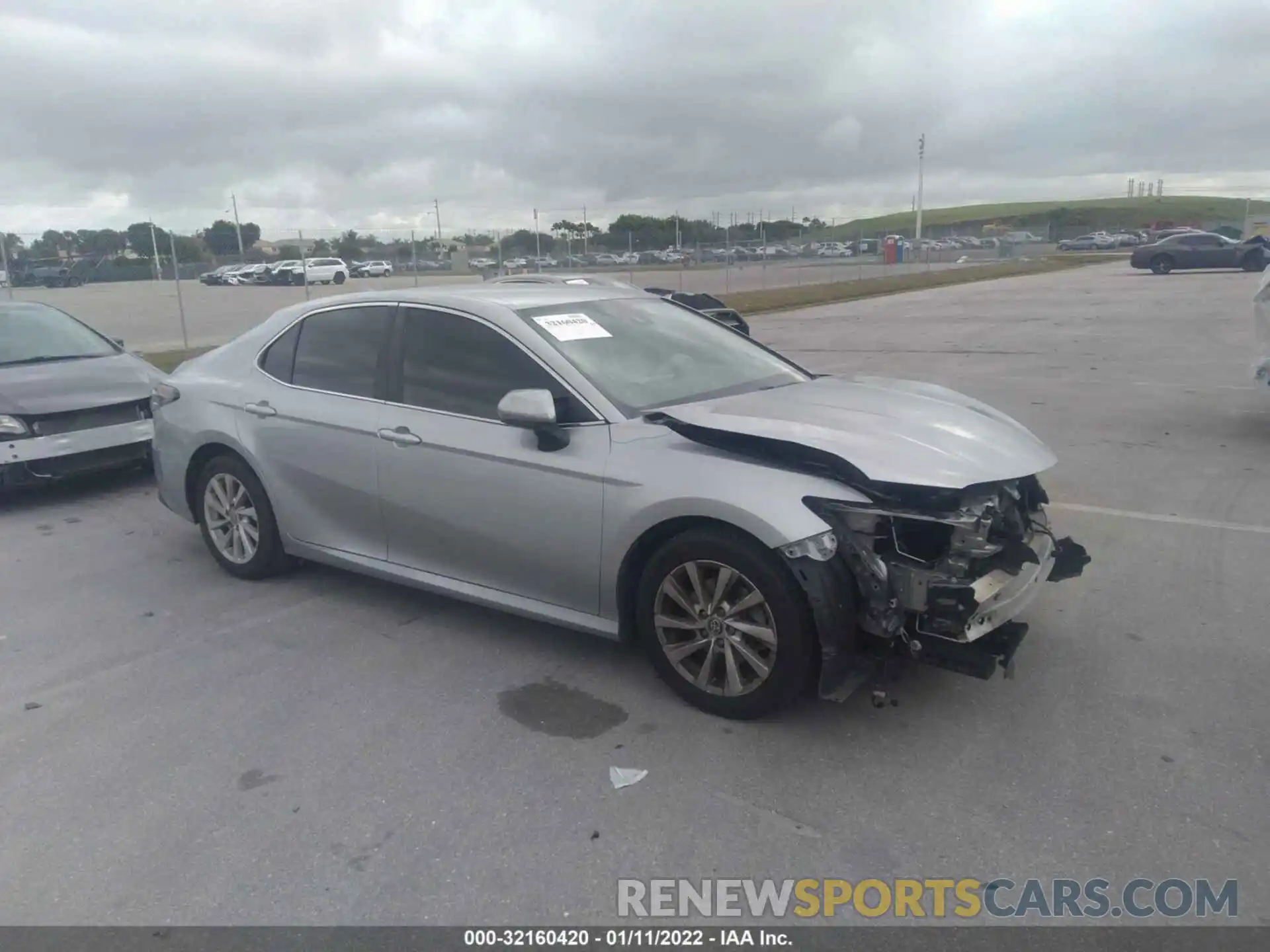 1 Photograph of a damaged car 4T1C11AK2MU412995 TOYOTA CAMRY 2021