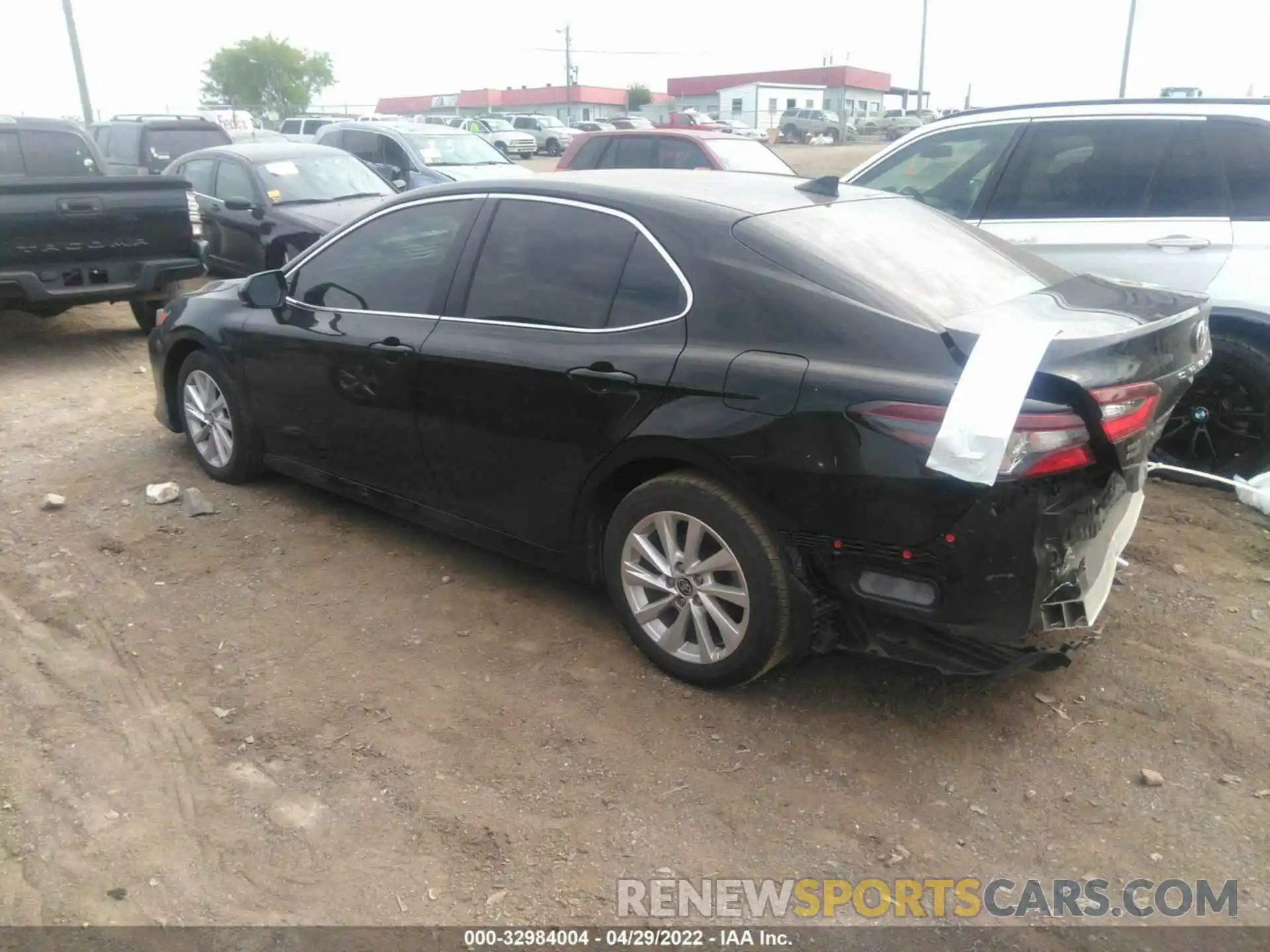 3 Photograph of a damaged car 4T1C11AK2MU424399 TOYOTA CAMRY 2021